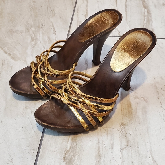 Bakers gold strappy distressed heels size 8 90s Y2K - Picture 4 of 6